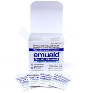Voici une photo de l'emballage de voyage de la pommade de premiers soins ordinaire de 30 jours EMUAID® .